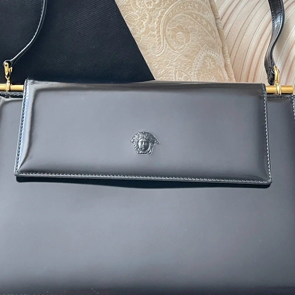 Gianni Versace handbag - Picture 3 of 16